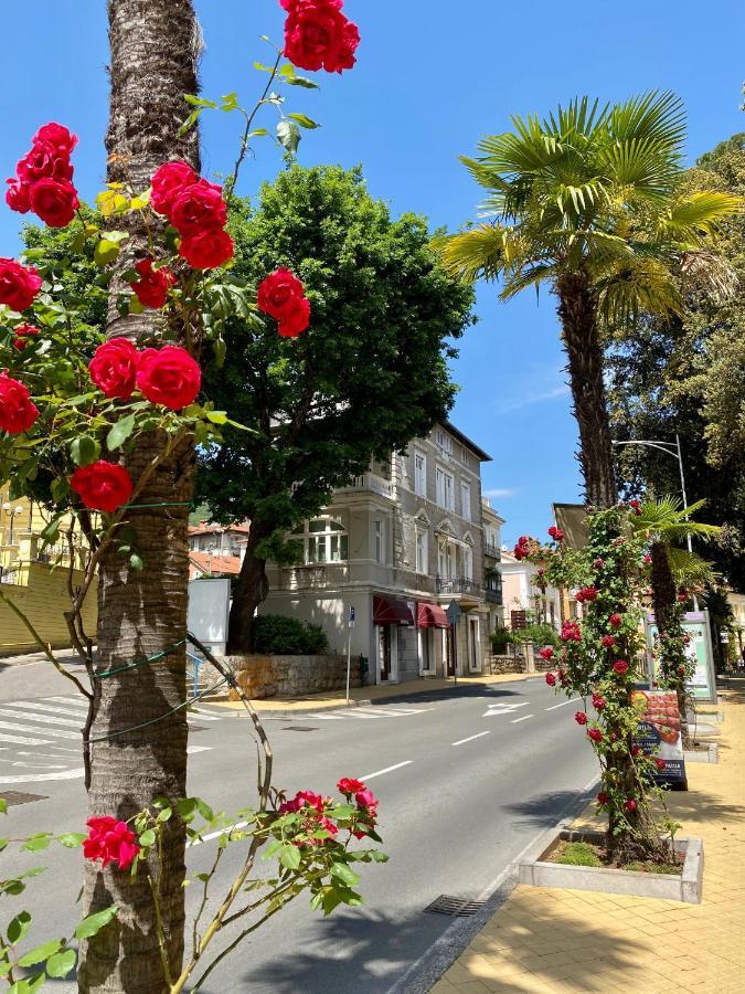Villa Sokol Apartments Opatija Center Ngoại thất bức ảnh