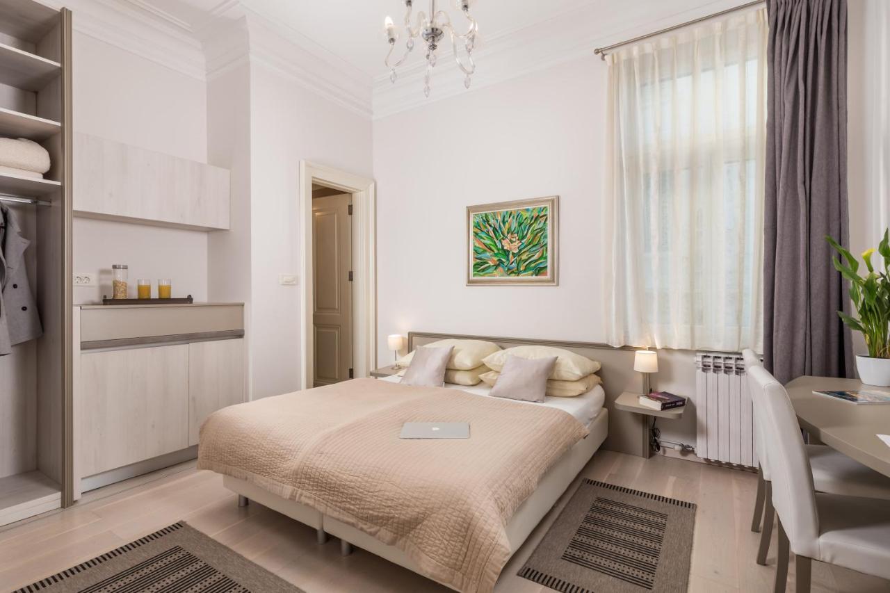 Villa Sokol Apartments Opatija Center Ngoại thất bức ảnh
