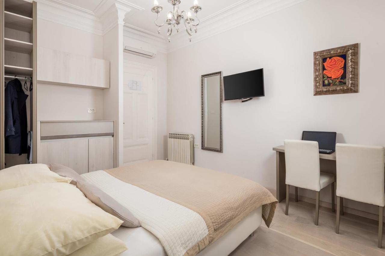 Villa Sokol Apartments Opatija Center Ngoại thất bức ảnh