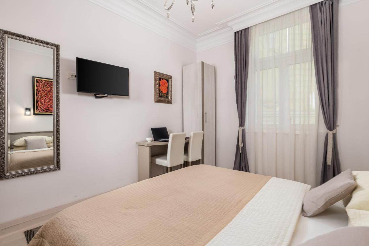 Villa Sokol Apartments Opatija Center Ngoại thất bức ảnh