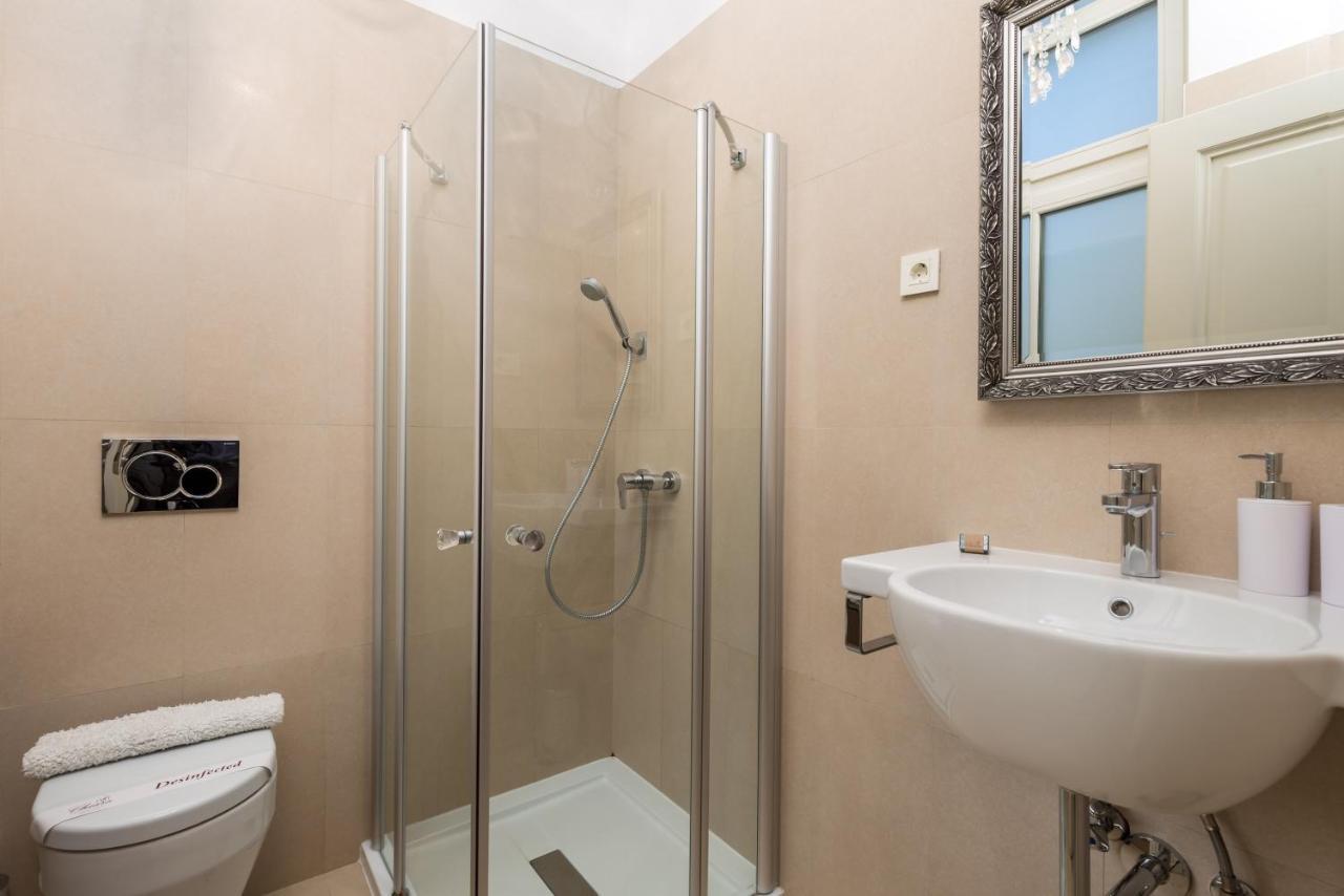 Villa Sokol Apartments Opatija Center Ngoại thất bức ảnh